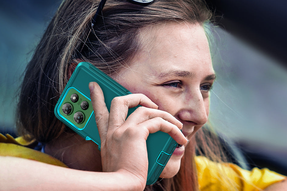 Installation instructions for three-layer phone case